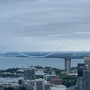 Magnificient View Next Cn Tower/rogers/union/mtcc , Toronto Canada